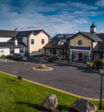 Hoteloutside1
